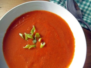10-Minute Tomato Bean Soup
