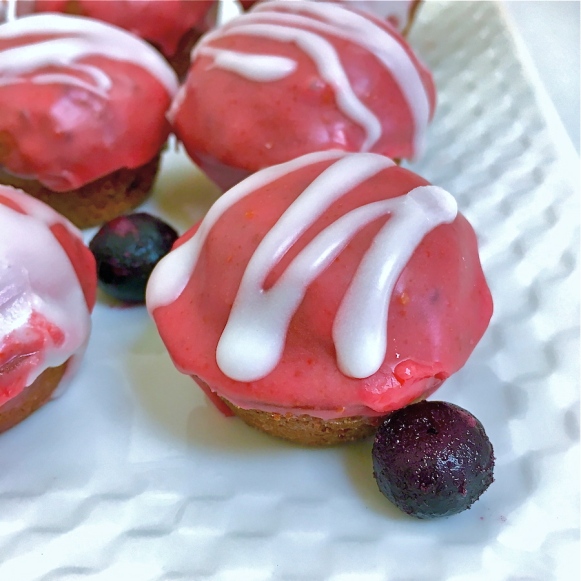 donut-bites-blueberry
